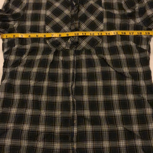 Eddie Bauer ladies top, size large - Picture 4 of 7